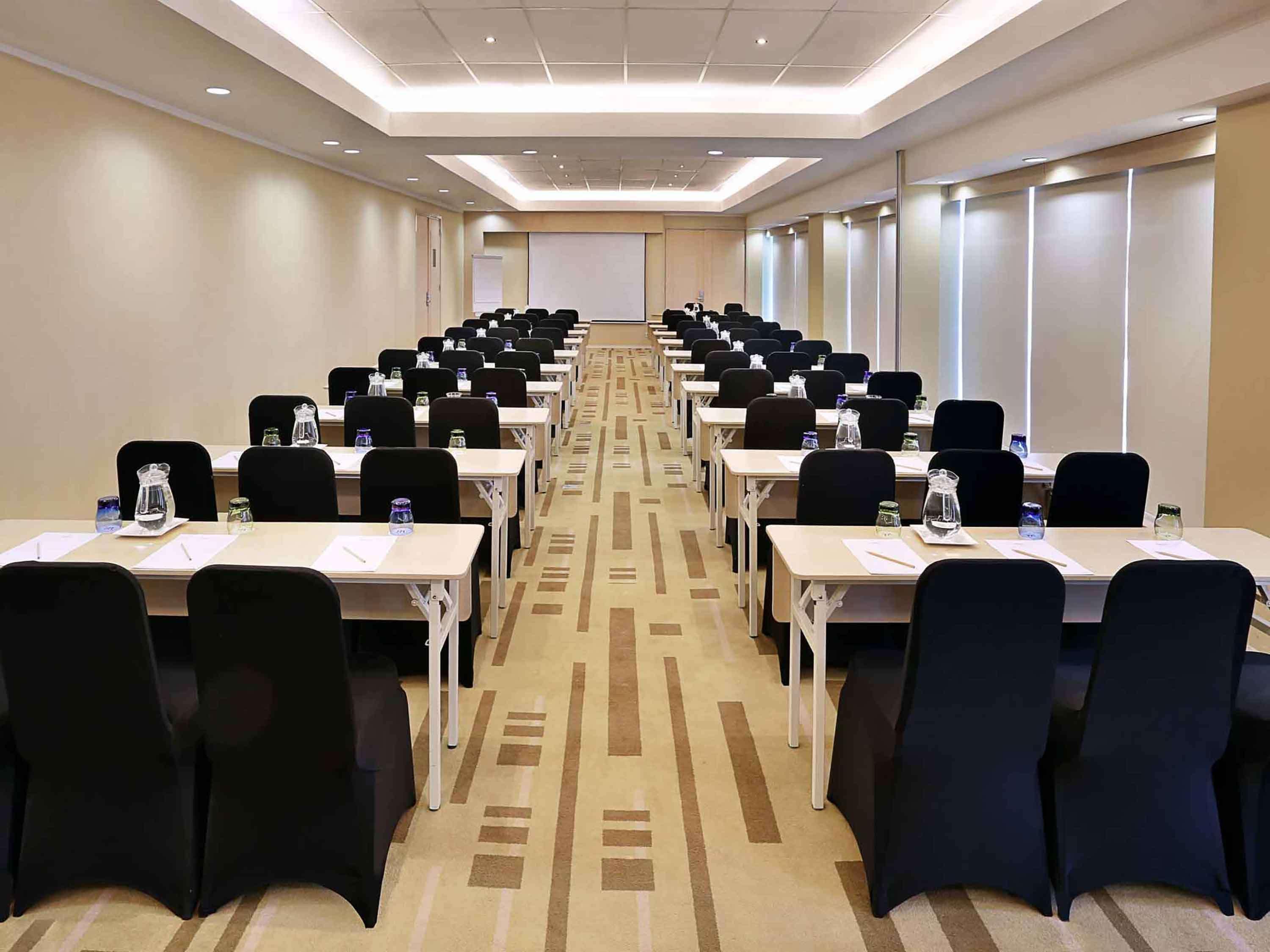 Mercure Jakarta Simatupang Dış mekan fotoğraf